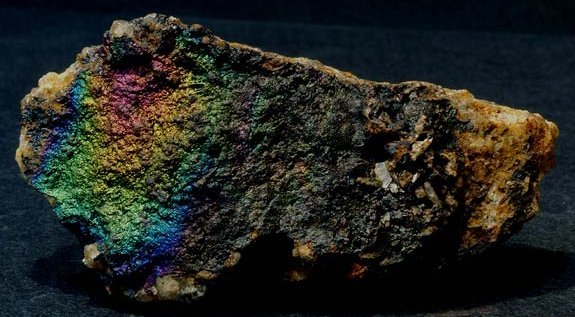 mingoethite1.jpg - 55240 Bytes