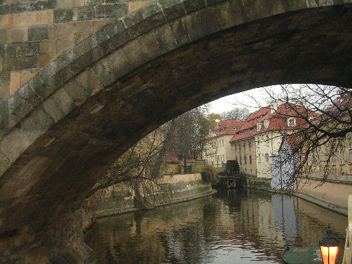 p36.jpg - 70008 Bytes