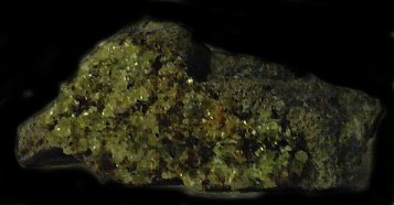 peridotmat.jpg - 14039 Bytes