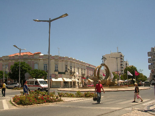 por223.jpg - 56870 Bytes