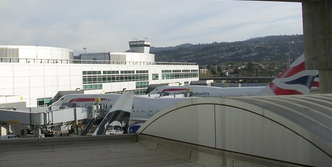 usaaplane.jpg - 44625 Bytes