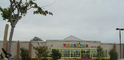 usaatoysrus.jpg - 18648 Bytes