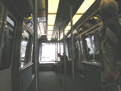 usaatrain.jpg - 26593 Bytes