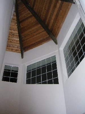 usapacificaceiling.jpg - 25847 Bytes