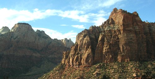 usazioncliffs.jpg - 37972 Bytes